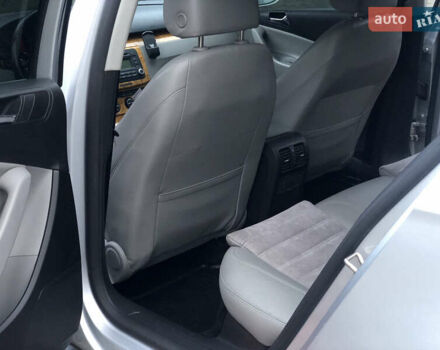 Сірий Фольксваген Пассат, об'ємом двигуна 1.6 л та пробігом 207 тис. км за 6300 $, фото 34 на Automoto.ua