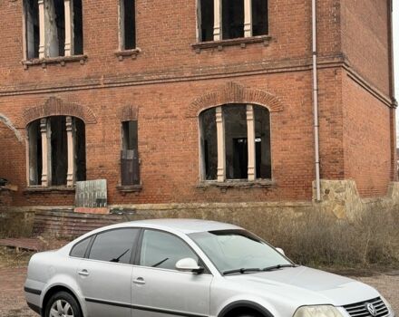 Серый Фольксваген Пассат, объемом двигателя 1.9 л и пробегом 381 тыс. км за 2600 $, фото 1 на Automoto.ua