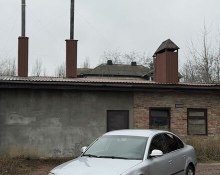 Серый Фольксваген Пассат, объемом двигателя 1.9 л и пробегом 381 тыс. км за 2600 $, фото 8 на Automoto.ua