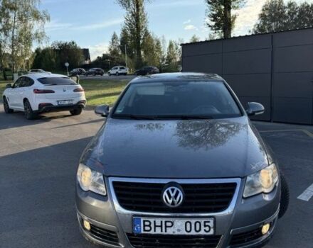 Серый Фольксваген Пассат, объемом двигателя 2 л и пробегом 350 тыс. км за 2500 $, фото 3 на Automoto.ua