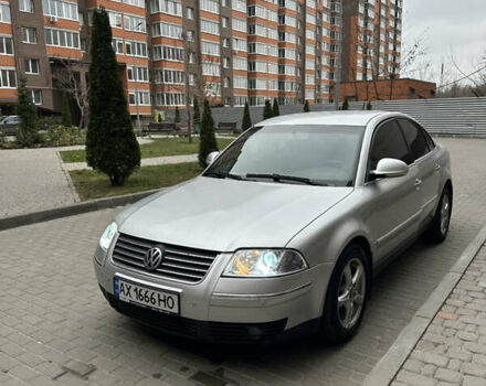 Серый Фольксваген Пассат, объемом двигателя 1.8 л и пробегом 319 тыс. км за 4750 $, фото 3 на Automoto.ua
