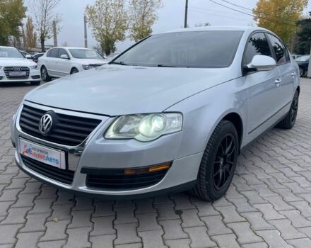 Серый Фольксваген Пассат, объемом двигателя 1.6 л и пробегом 236 тыс. км за 6400 $, фото 2 на Automoto.ua