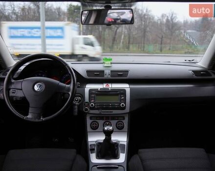 Серый Фольксваген Пассат, объемом двигателя 1.98 л и пробегом 307 тыс. км за 5800 $, фото 11 на Automoto.ua