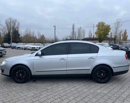 Серый Фольксваген Пассат, объемом двигателя 1.6 л и пробегом 236 тыс. км за 6400 $, фото 3 на Automoto.ua