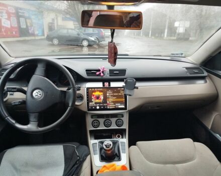 Серый Фольксваген Пассат, объемом двигателя 2 л и пробегом 401 тыс. км за 3500 $, фото 8 на Automoto.ua