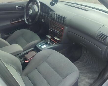 Серый Фольксваген Пассат, объемом двигателя 2 л и пробегом 312 тыс. км за 3600 $, фото 3 на Automoto.ua