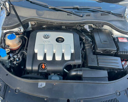 Серый Фольксваген Пассат, объемом двигателя 2 л и пробегом 378 тыс. км за 5400 $, фото 7 на Automoto.ua