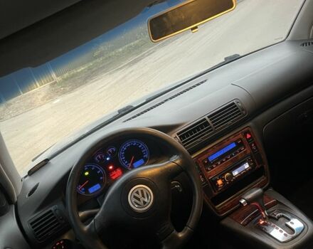 Серый Фольксваген Пассат, объемом двигателя 1.8 л и пробегом 218 тыс. км за 4000 $, фото 7 на Automoto.ua