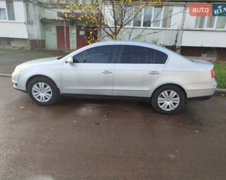 Серый Фольксваген Пассат, объемом двигателя 2 л и пробегом 253 тыс. км за 5500 $, фото 2 на Automoto.ua