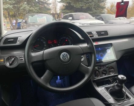 Серый Фольксваген Пассат, объемом двигателя 1.6 л и пробегом 236 тыс. км за 6400 $, фото 12 на Automoto.ua