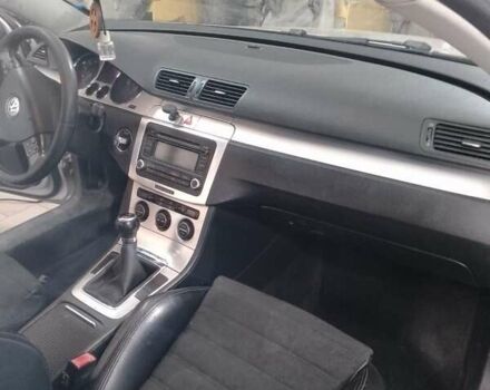 Серый Фольксваген Пассат, объемом двигателя 1.98 л и пробегом 270 тыс. км за 5000 $, фото 5 на Automoto.ua