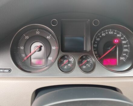 Серый Фольксваген Пассат, объемом двигателя 2 л и пробегом 401 тыс. км за 3500 $, фото 9 на Automoto.ua