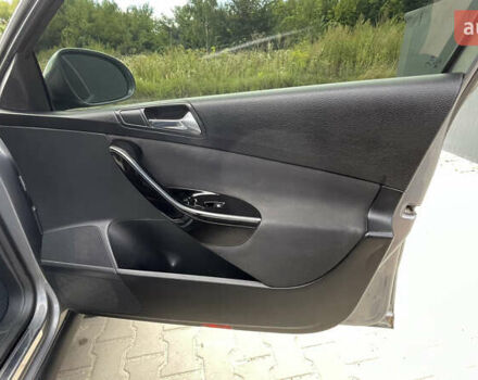 Серый Фольксваген Пассат, объемом двигателя 2 л и пробегом 300 тыс. км за 6500 $, фото 41 на Automoto.ua