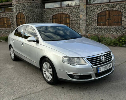 Серый Фольксваген Пассат, объемом двигателя 1.97 л и пробегом 327 тыс. км за 6300 $, фото 1 на Automoto.ua