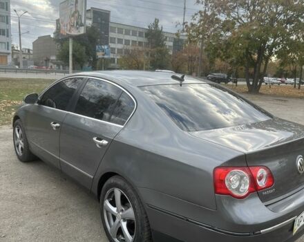 Сірий Фольксваген Пассат, об'ємом двигуна 3.6 л та пробігом 207 тис. км за 4500 $, фото 1 на Automoto.ua