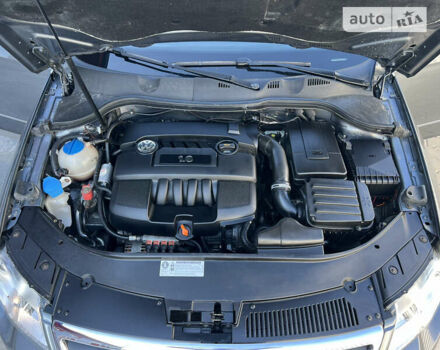 Сірий Фольксваген Пассат, об'ємом двигуна 1.6 л та пробігом 225 тис. км за 7350 $, фото 86 на Automoto.ua