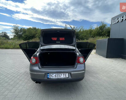 Серый Фольксваген Пассат, объемом двигателя 2 л и пробегом 300 тыс. км за 6500 $, фото 8 на Automoto.ua