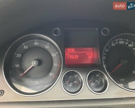 Серый Фольксваген Пассат, объемом двигателя 1.6 л и пробегом 175 тыс. км за 6850 $, фото 93 на Automoto.ua