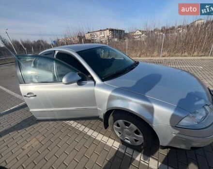 Сірий Фольксваген Пассат, об'ємом двигуна 1.98 л та пробігом 240 тис. км за 4200 $, фото 2 на Automoto.ua
