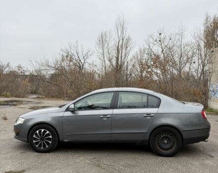Серый Фольксваген Пассат, объемом двигателя 2 л и пробегом 250 тыс. км за 2900 $, фото 4 на Automoto.ua