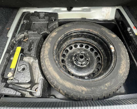 Серый Фольксваген Пассат, объемом двигателя 1.98 л и пробегом 253 тыс. км за 3999 $, фото 13 на Automoto.ua