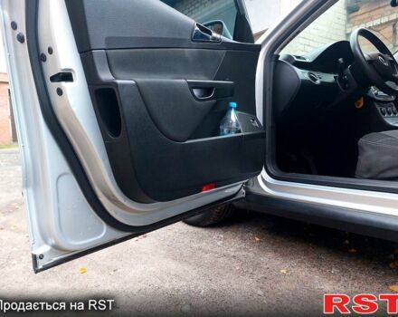 Серый Фольксваген Пассат, объемом двигателя 1.6 л и пробегом 139 тыс. км за 7800 $, фото 6 на Automoto.ua