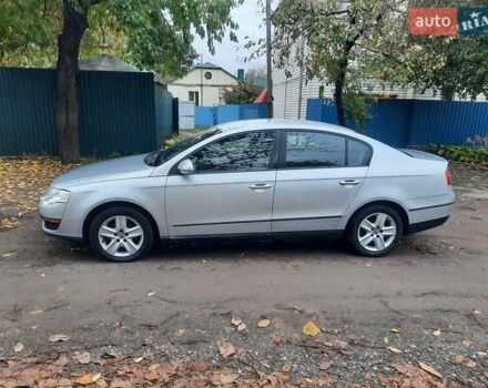 Серый Фольксваген Пассат, объемом двигателя 1.6 л и пробегом 175 тыс. км за 6850 $, фото 31 на Automoto.ua