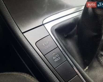 Серый Фольксваген Пассат, объемом двигателя 1.6 л и пробегом 175 тыс. км за 6850 $, фото 90 на Automoto.ua