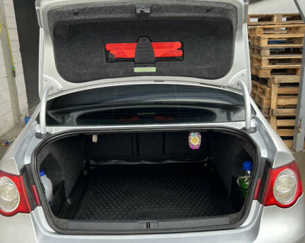 Серый Фольксваген Пассат, объемом двигателя 1.98 л и пробегом 253 тыс. км за 3999 $, фото 12 на Automoto.ua