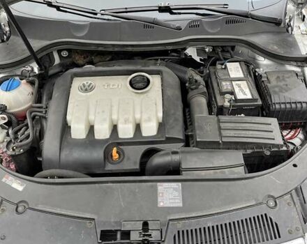 Серый Фольксваген Пассат, объемом двигателя 1.9 л и пробегом 344 тыс. км за 3150 $, фото 7 на Automoto.ua