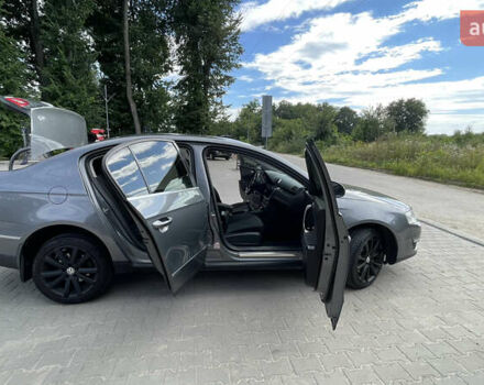 Серый Фольксваген Пассат, объемом двигателя 2 л и пробегом 300 тыс. км за 6500 $, фото 10 на Automoto.ua