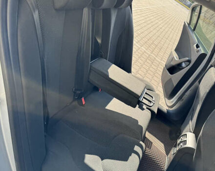 Серый Фольксваген Пассат, объемом двигателя 1.98 л и пробегом 273 тыс. км за 5500 $, фото 4 на Automoto.ua