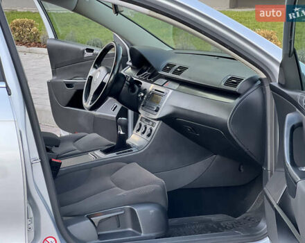 Серый Фольксваген Пассат, объемом двигателя 1.6 л и пробегом 227 тыс. км за 5599 $, фото 59 на Automoto.ua