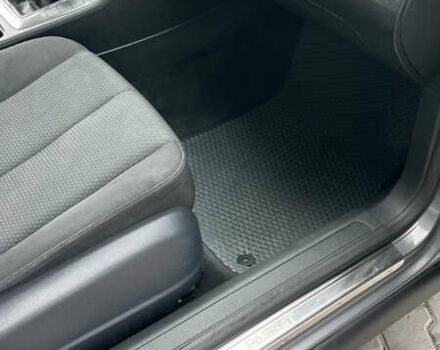 Серый Фольксваген Пассат, объемом двигателя 2 л и пробегом 300 тыс. км за 6500 $, фото 11 на Automoto.ua