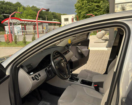 Сірий Фольксваген Пассат, об'ємом двигуна 1.98 л та пробігом 268 тис. км за 7000 $, фото 9 на Automoto.ua