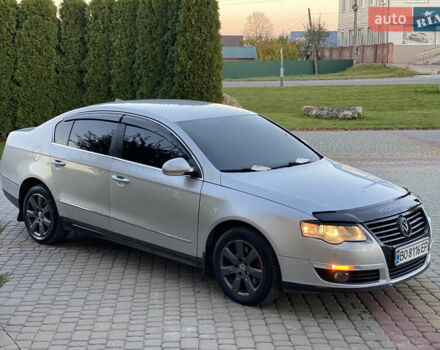 Серый Фольксваген Пассат, объемом двигателя 2 л и пробегом 270 тыс. км за 5750 $, фото 2 на Automoto.ua