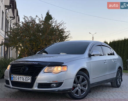 Серый Фольксваген Пассат, объемом двигателя 2 л и пробегом 270 тыс. км за 5750 $, фото 1 на Automoto.ua