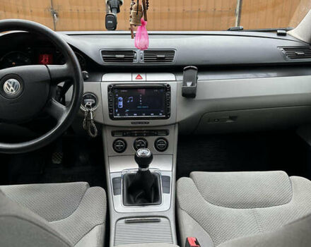 Сірий Фольксваген Пассат, об'ємом двигуна 1.97 л та пробігом 264 тис. км за 5250 $, фото 2 на Automoto.ua