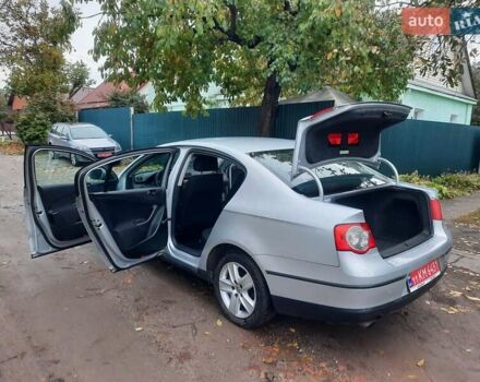 Серый Фольксваген Пассат, объемом двигателя 1.6 л и пробегом 175 тыс. км за 6850 $, фото 70 на Automoto.ua