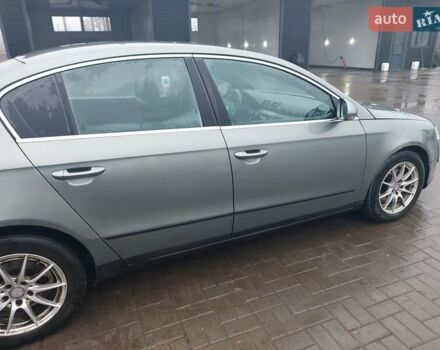 Серый Фольксваген Пассат, объемом двигателя 1.98 л и пробегом 249 тыс. км за 4800 $, фото 10 на Automoto.ua