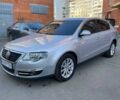 Сірий Фольксваген Пассат, об'ємом двигуна 2 л та пробігом 270 тис. км за 5500 $, фото 1 на Automoto.ua