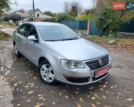 Серый Фольксваген Пассат, объемом двигателя 1.6 л и пробегом 175 тыс. км за 6850 $, фото 6 на Automoto.ua