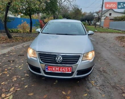 Серый Фольксваген Пассат, объемом двигателя 1.6 л и пробегом 175 тыс. км за 6850 $, фото 94 на Automoto.ua