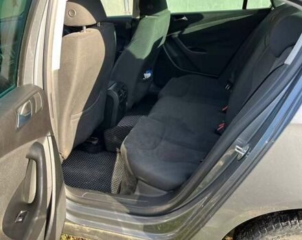 Серый Фольксваген Пассат, объемом двигателя 2 л и пробегом 280 тыс. км за 6200 $, фото 15 на Automoto.ua