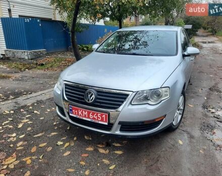 Серый Фольксваген Пассат, объемом двигателя 1.6 л и пробегом 175 тыс. км за 6850 $, фото 3 на Automoto.ua