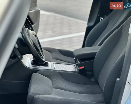 Серый Фольксваген Пассат, объемом двигателя 1.6 л и пробегом 227 тыс. км за 5599 $, фото 70 на Automoto.ua