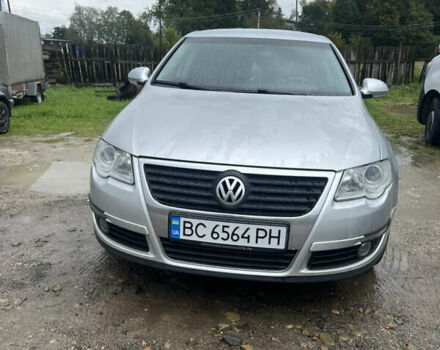Серый Фольксваген Пассат, объемом двигателя 1.98 л и пробегом 253 тыс. км за 3999 $, фото 1 на Automoto.ua
