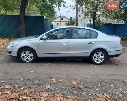Серый Фольксваген Пассат, объемом двигателя 1.6 л и пробегом 175 тыс. км за 6850 $, фото 33 на Automoto.ua