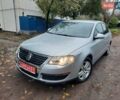 Серый Фольксваген Пассат, объемом двигателя 1.6 л и пробегом 175 тыс. км за 6850 $, фото 89 на Automoto.ua
