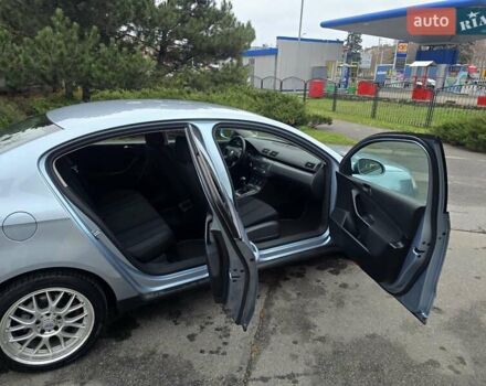 Сірий Фольксваген Пассат, об'ємом двигуна 1.6 л та пробігом 179 тис. км за 6300 $, фото 61 на Automoto.ua